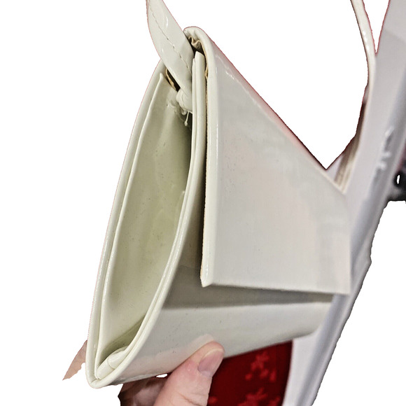 White Patent Clutch Purse Converts To Shoulderbag Sleek Mid Century Modern Look - Picture 5 of 9